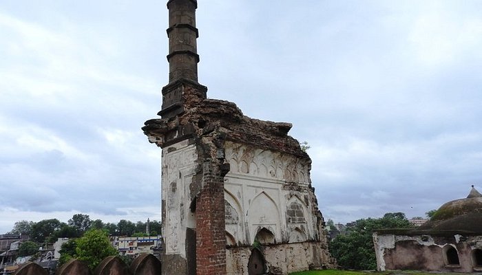 Shahi Qila - Grandeur of Burhanpur